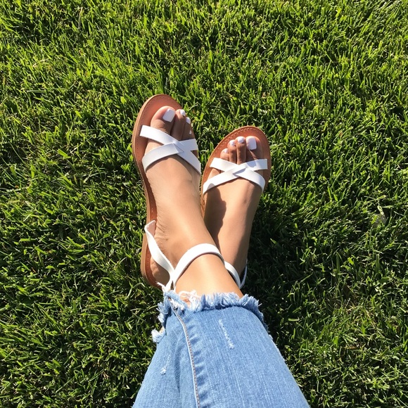 Shoe Republic LA Shoes - White Sandals *New